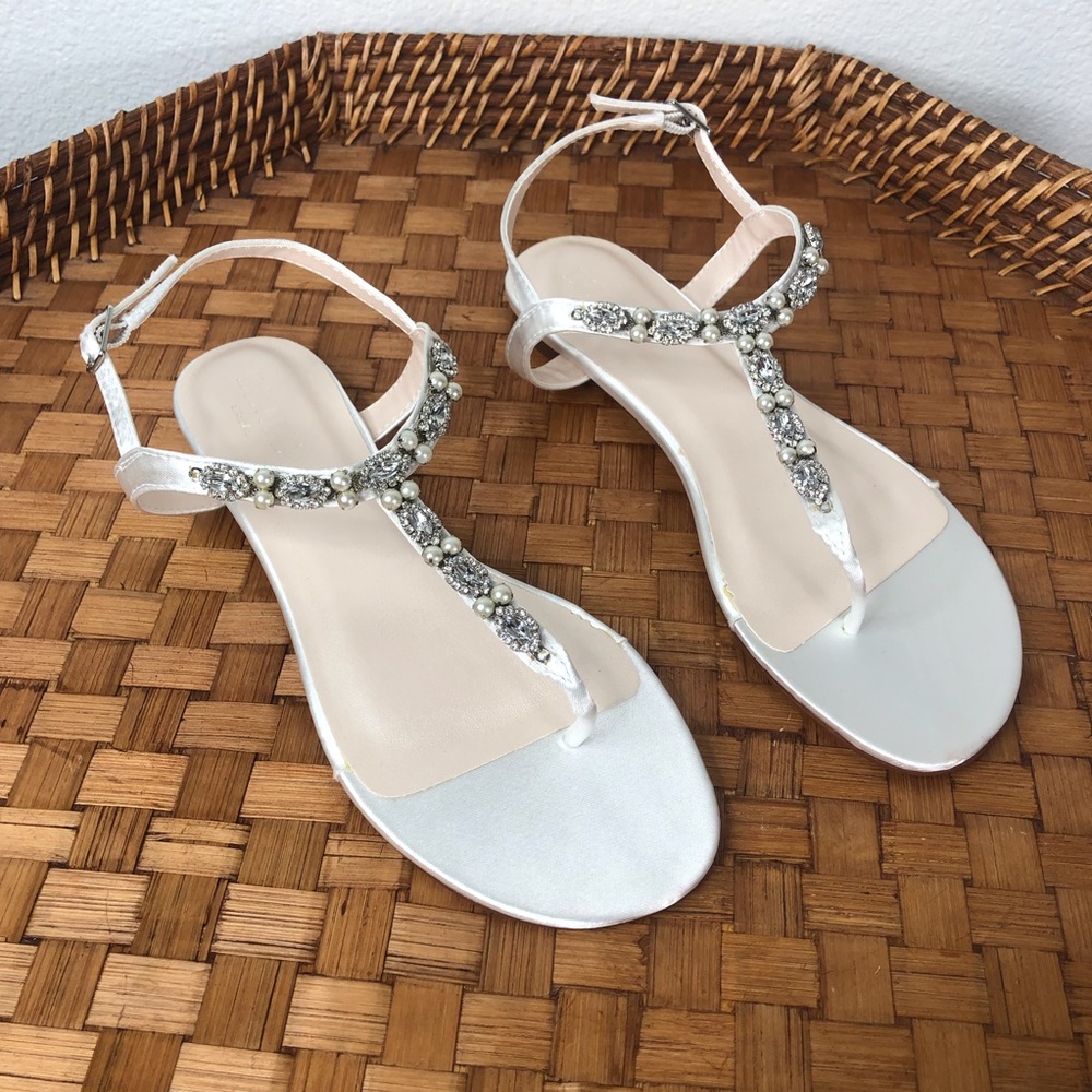 David’s Bridal Stella sandals flats rhinestone embellished t strap thongs white